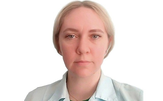 Попова Елена Николаевна