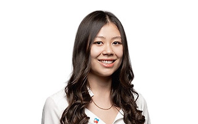 Шишканова (Ляхова) Юлия Олеговна