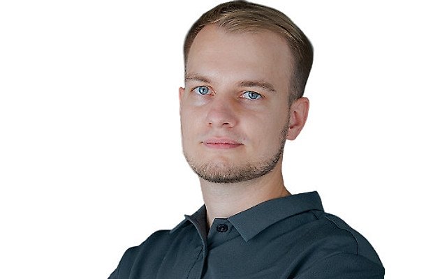 Логинов Максим Андреевич