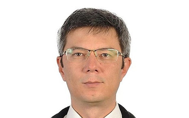 Халилов Рустам Эдуардович