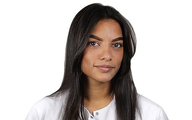 Пакова Яна Нишантовна