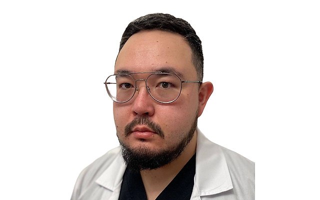 Биназаров Артур Еркенович