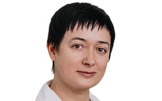 Комарова Елена Рахватовна