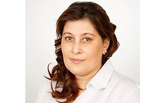 Папикян Флора Манасовна