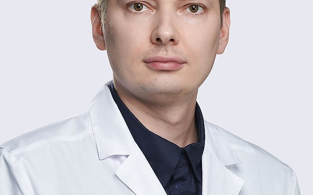 Попов Михаил Олегович