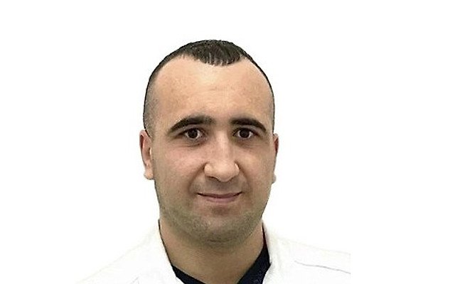 Абрамович Арман Арамович