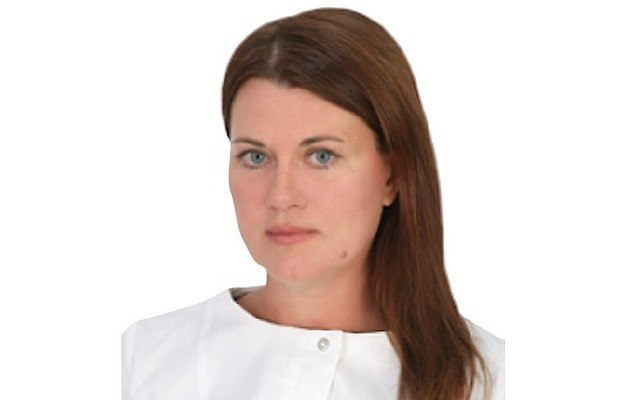 Леоновец Елена Витальевна